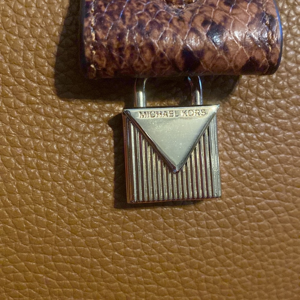 NWT Michael Kors Purse - Picture 3 of 12